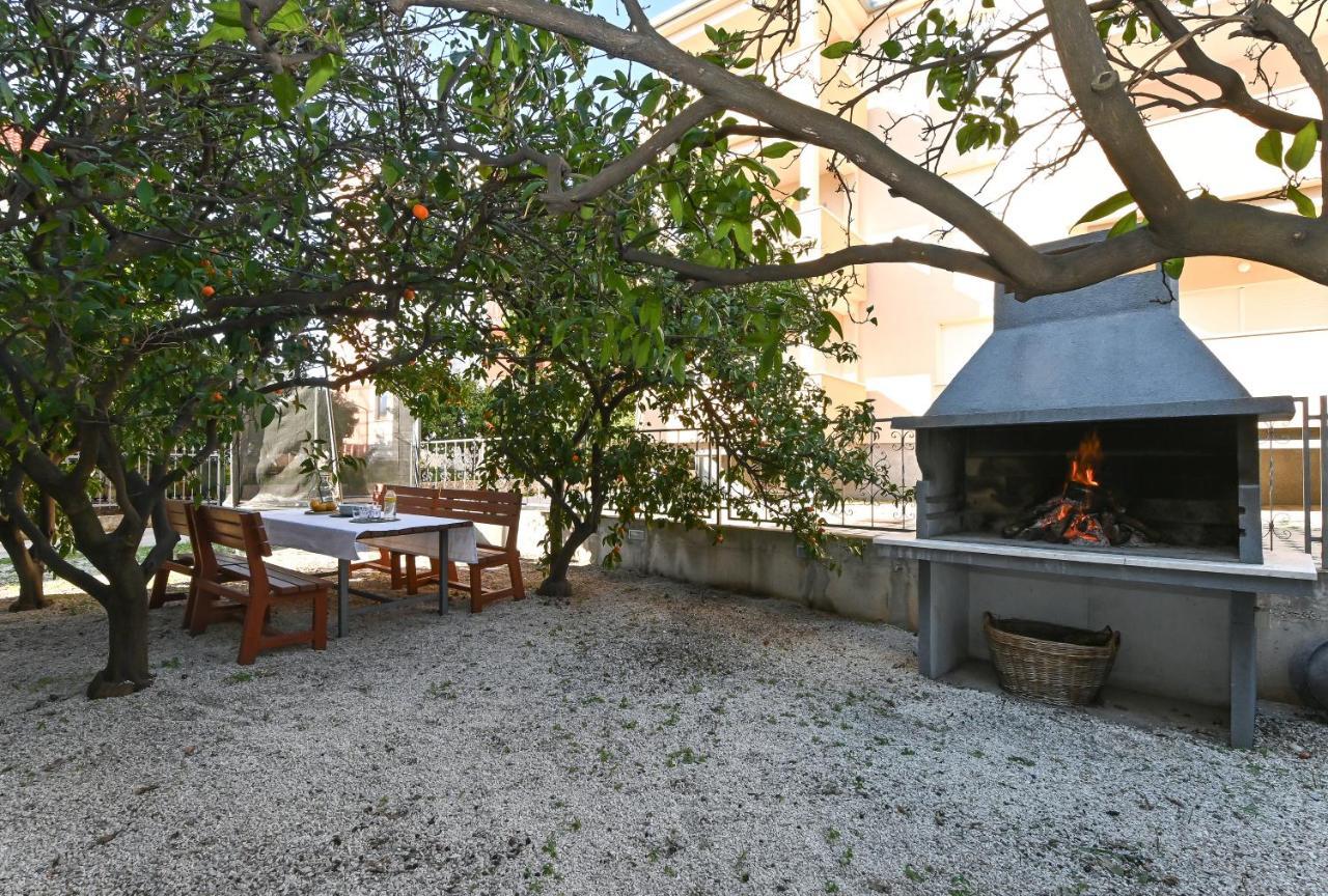 Holiday House Vukman Trogir Eksteriør bilde